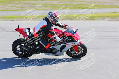 media/Jan-20-2023-Fastrack Riders (Fri) [[f2ad32aba3]]/Level 2/session 3 turn 9/